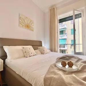https://casaviva-lovely-bilo-in-ancient-genoa.hotelitalianriviera.com