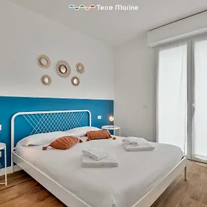 https://subalterno-33.hotelitalianriviera.com